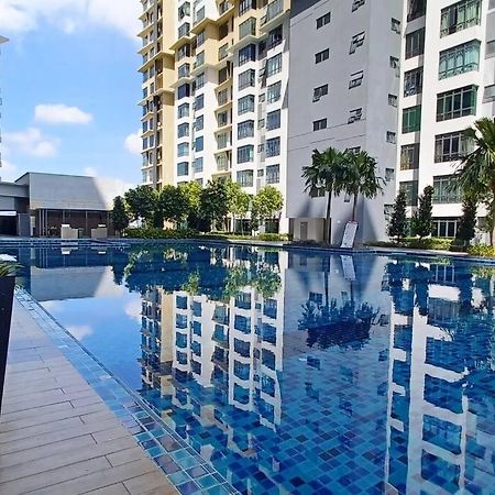 Homestay Arc Cozyhome Austin Hills 4-5Pax جوهر بهرو المظهر الخارجي الصورة