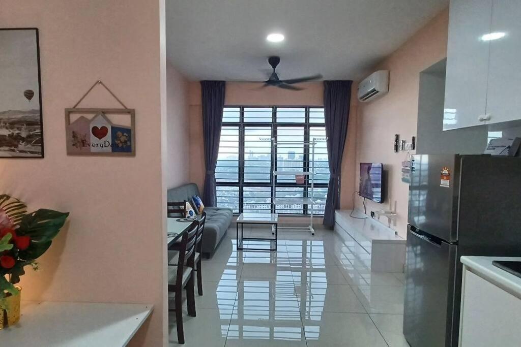 Homestay Arc Cozyhome Austin Hills 4-5Pax جوهر بهرو المظهر الخارجي الصورة