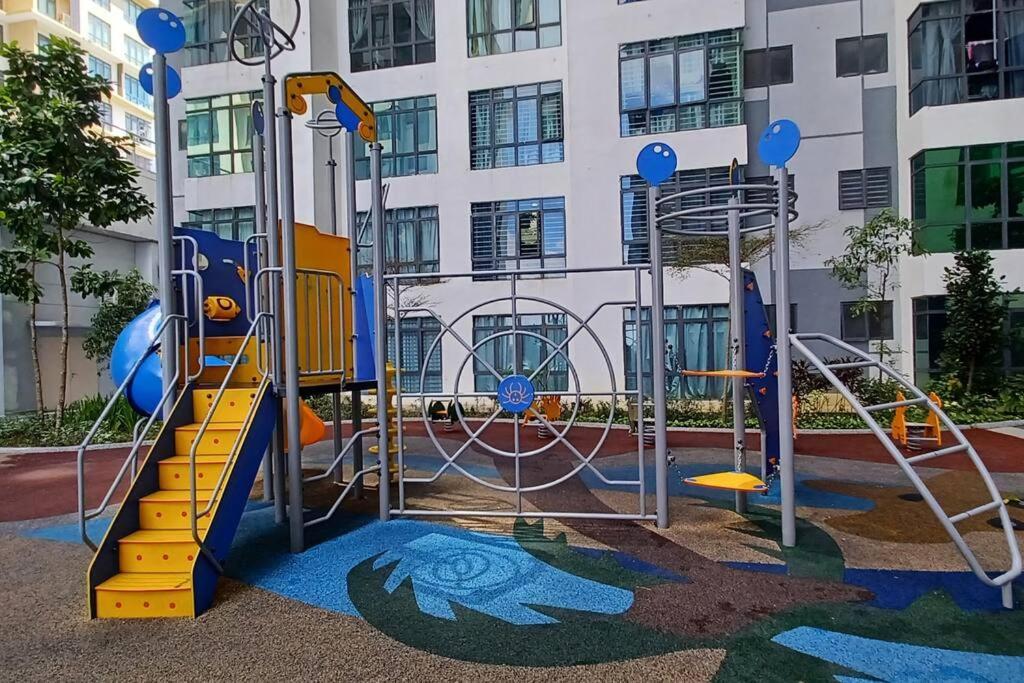 Homestay Arc Cozyhome Austin Hills 4-5Pax جوهر بهرو المظهر الخارجي الصورة